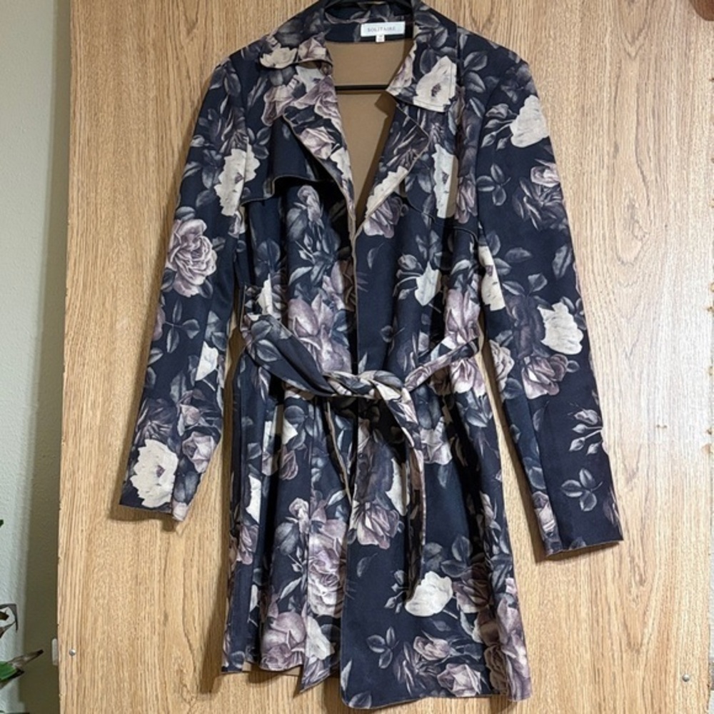 Antropologie Solitaire Floral Women's Jacket - Black and Cream